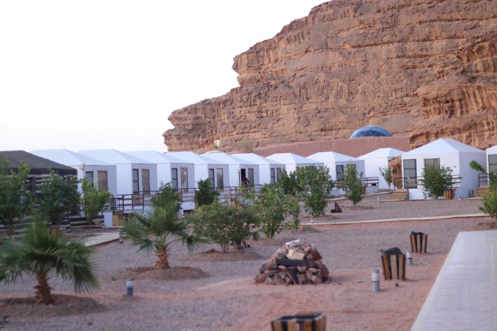 Sharah Luxury Camp Hotel Wadi Rum Exterior foto